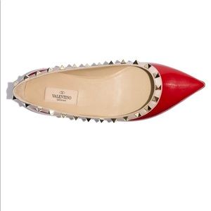 ❤️AUTHENTIC VALENTINO ROCKSTUD FLATS ❤️